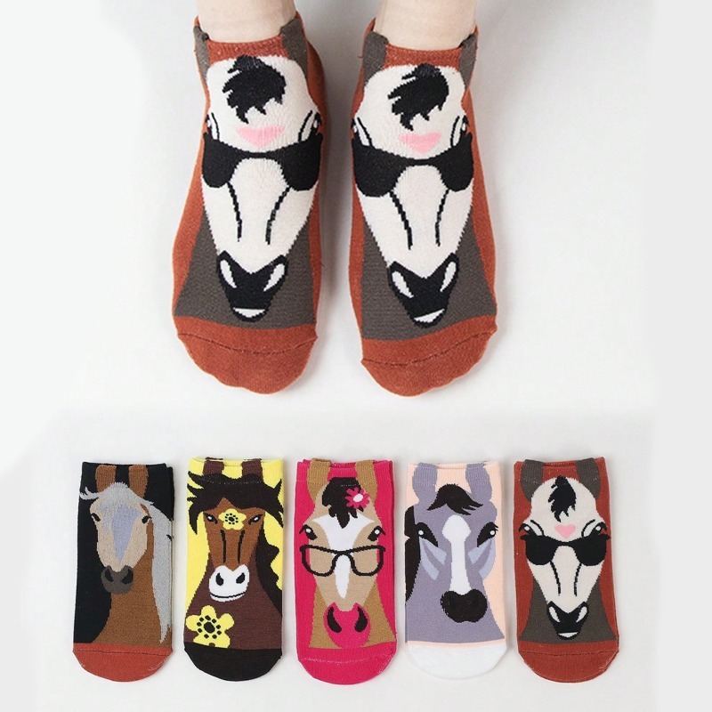Street Fashion Trends 2025 - 5 pasang Kaos Kaki Pendek Pria